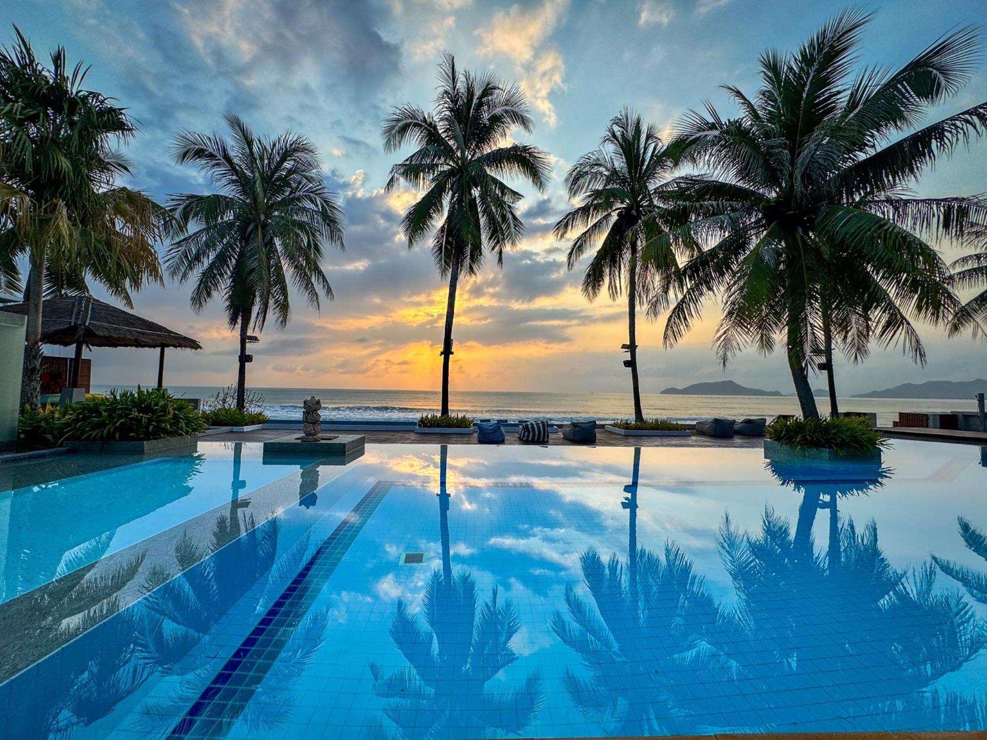 Hotel Minitel By The Sea - Pranburi Sam Roi Yot Zewnętrze zdjęcie